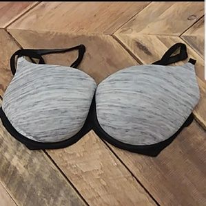 EUC PINK VS where everywhere bra. 32D